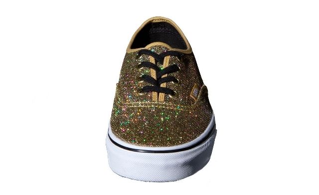  photo gemmaglittervansglitterhypebazaar2.jpg