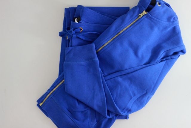  photo Eindelijkeenhuispak2.jpg