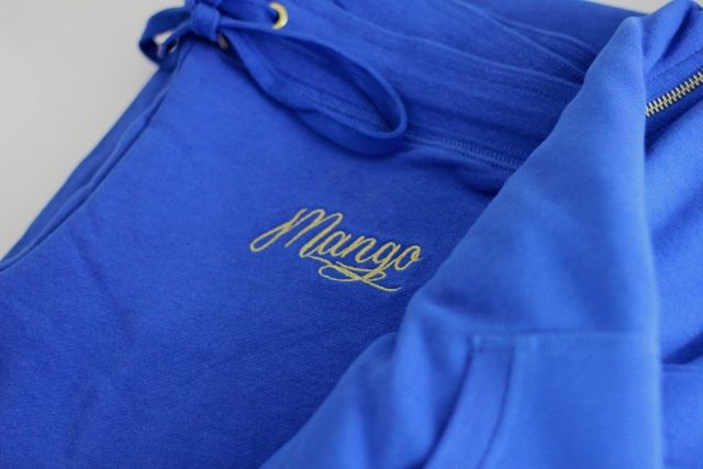  photo Eindelijkeenhuispak3.jpg