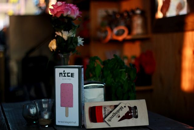  photo Whathappensonthebeachdoesntstayonthebeach.jpg