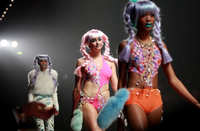  photo AFWjuli2013-MaryMe-JimmyPaullentezomer20141-1.jpg