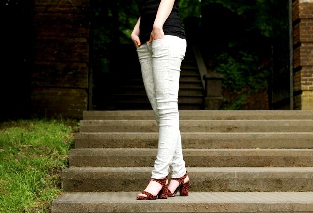 photo Outfit-Lichtindeduisternis4-1.jpg