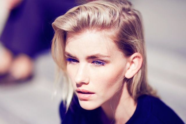  photo isblauwhetnieuwezwartblauwemascaraelsaekman.jpg