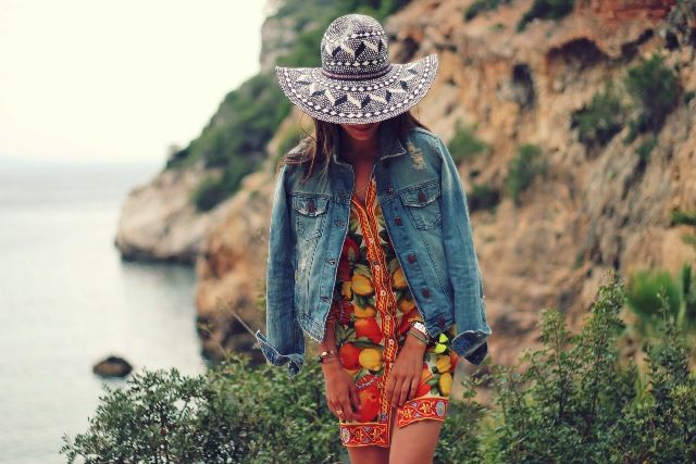  photo lizzyvdligtibiza6.jpg