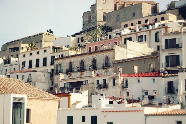  photo lizzyvdligtibiza7.jpg