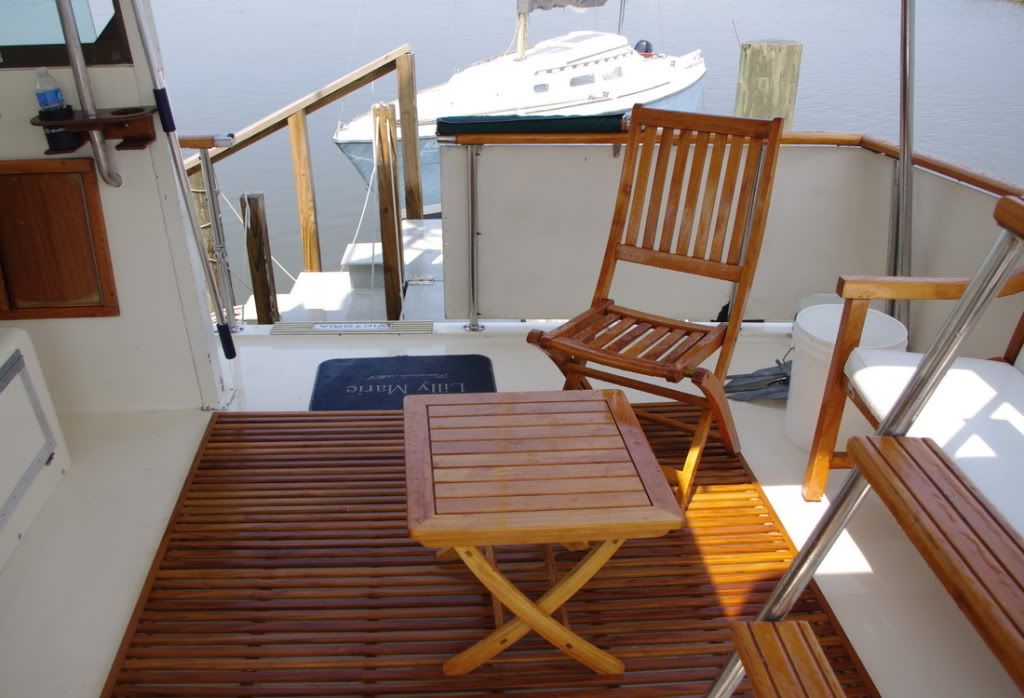 IMGP4132raftdeckgrate.jpg