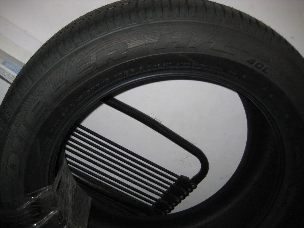 Chuyên bán vỏ xe, mâm xe và phụ tùng ôtô chính hãng - 8