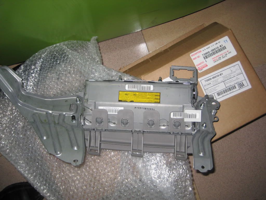 Chuyên bán vỏ xe, mâm xe và phụ tùng ôtô chính hãng - 11