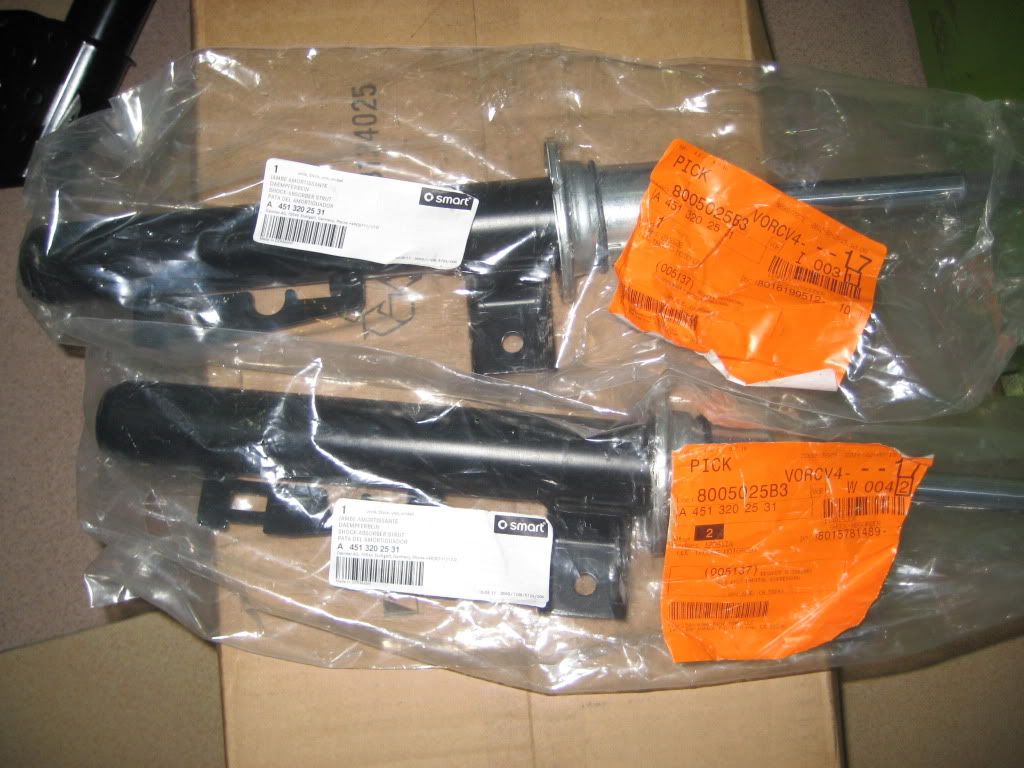 Chuyên bán vỏ xe, mâm xe và phụ tùng ôtô chính hãng - 13