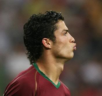 Ronaldo Kapsel on De Kapsels Van Cristiano Ronaldo     Kapsels Voor Mannen