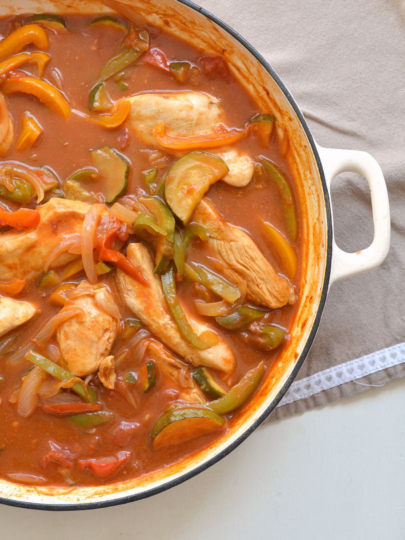 Chicken and Vegetables in Barbecue Sauce