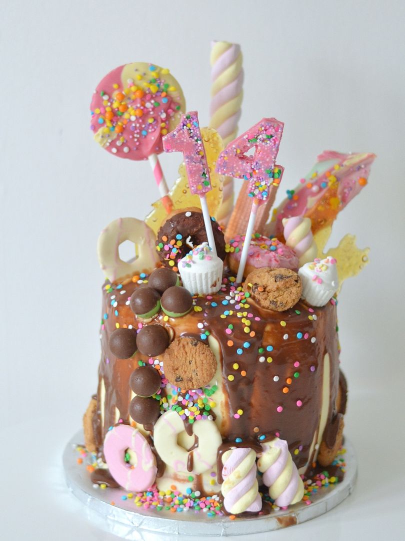 Ultimate Chocolate Drip / Freakcake Birthday Cake