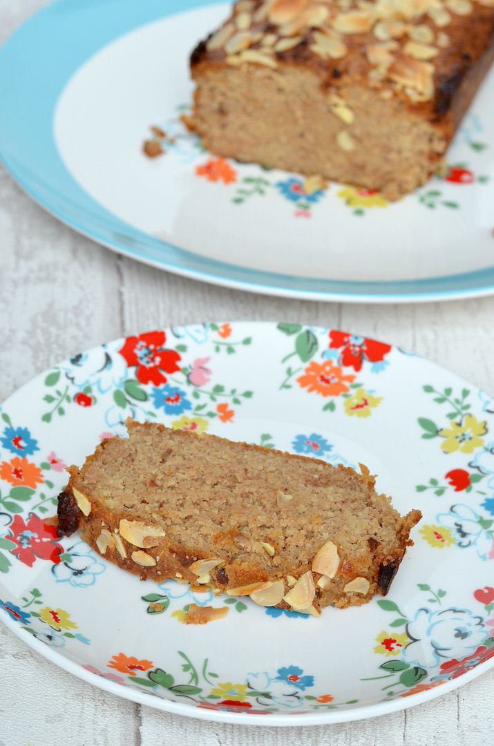 Sugar & Gluten Free Apple & Almond Cake