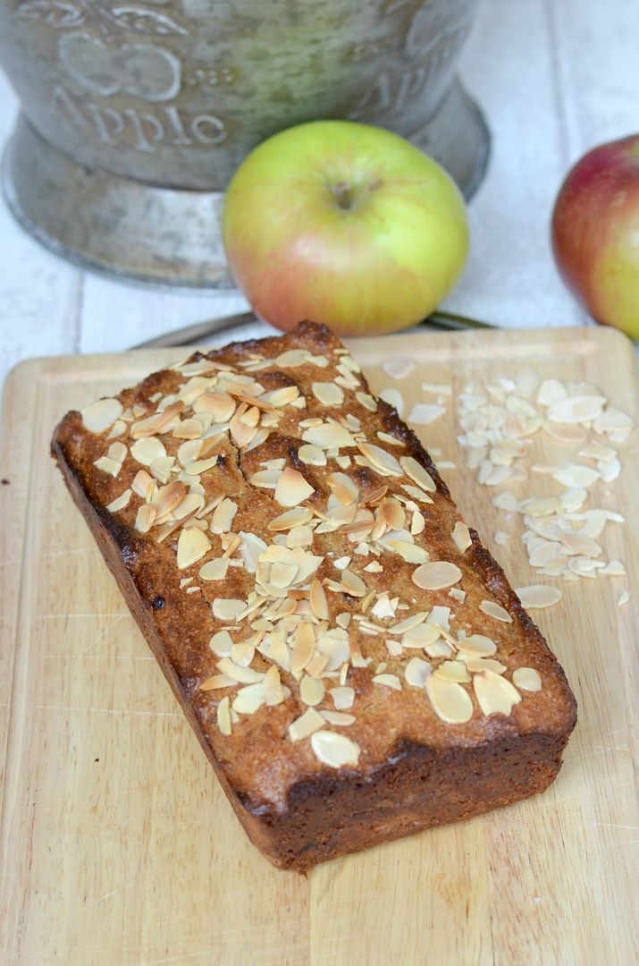 Sugar & Gluten Free Apple & Almond Cake
