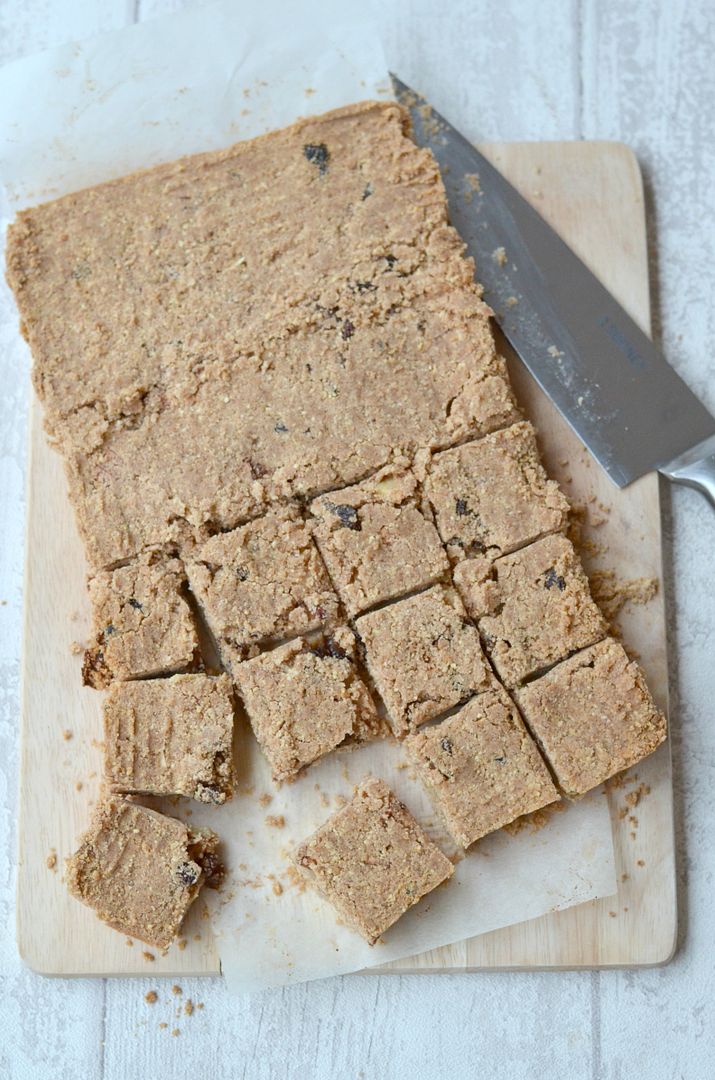 Bramley Apple Crumble Slices