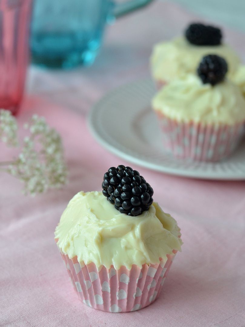 Blackberry and Elderflower Cupcakes