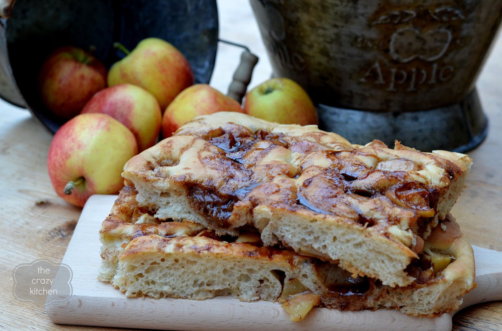 photo cinnamonapplefocaccia3_zps33b964ba.jpg