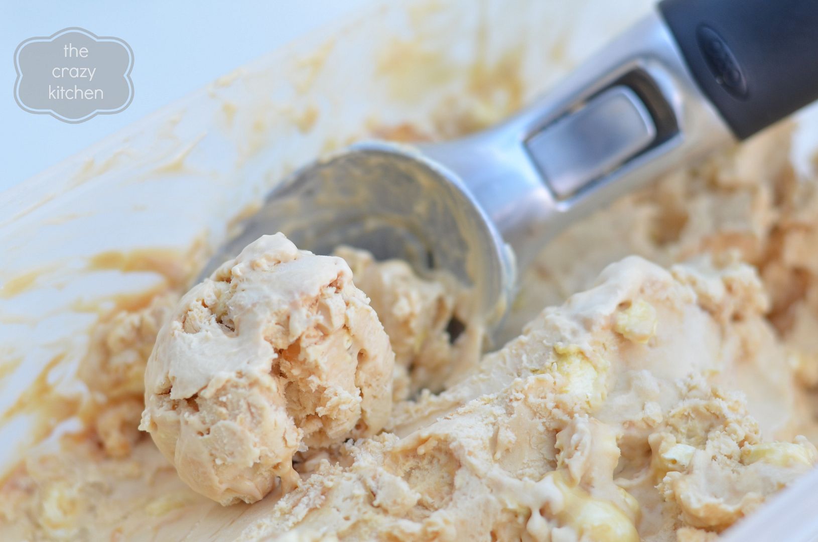 photo icecreamscoop_zps03cc47ae.jpg