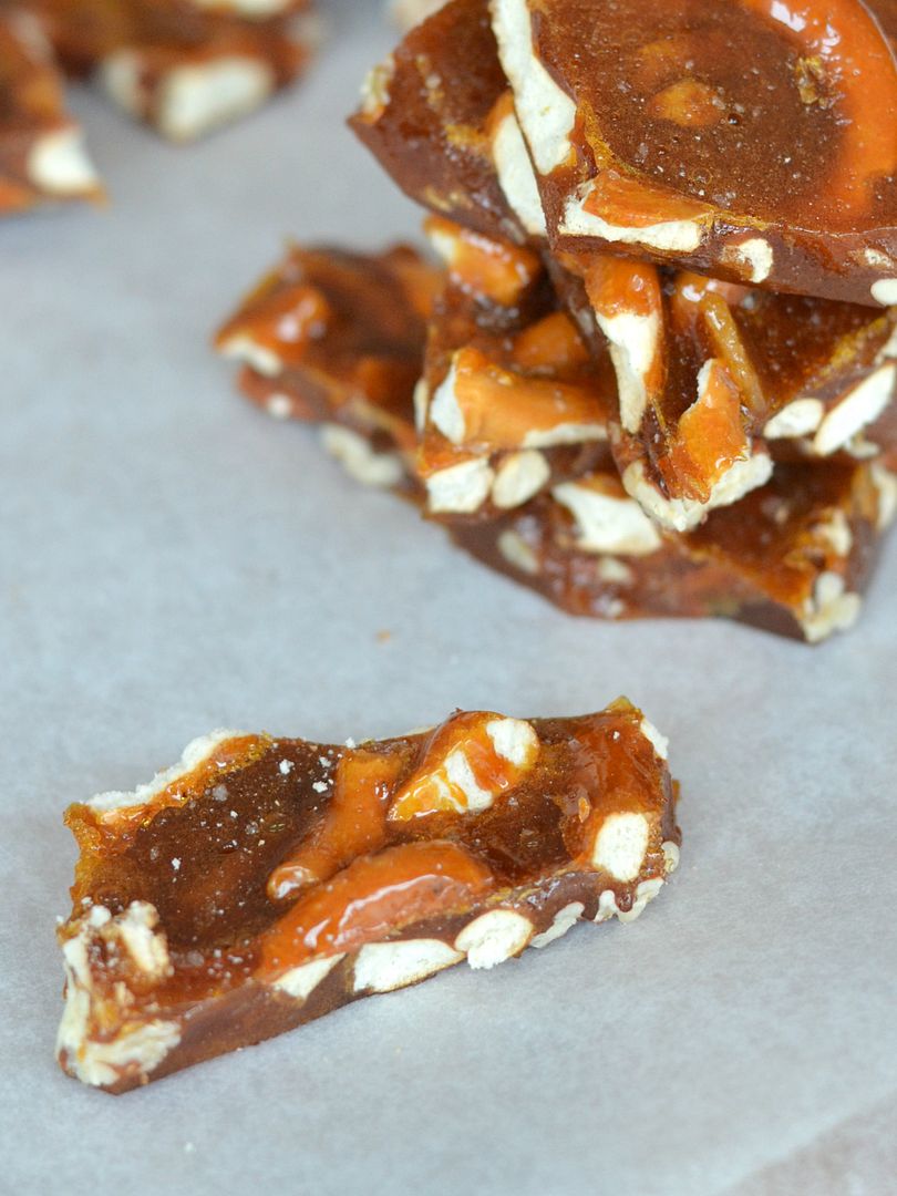 photo pecan brittle 5_zpse7oyy79d.jpg