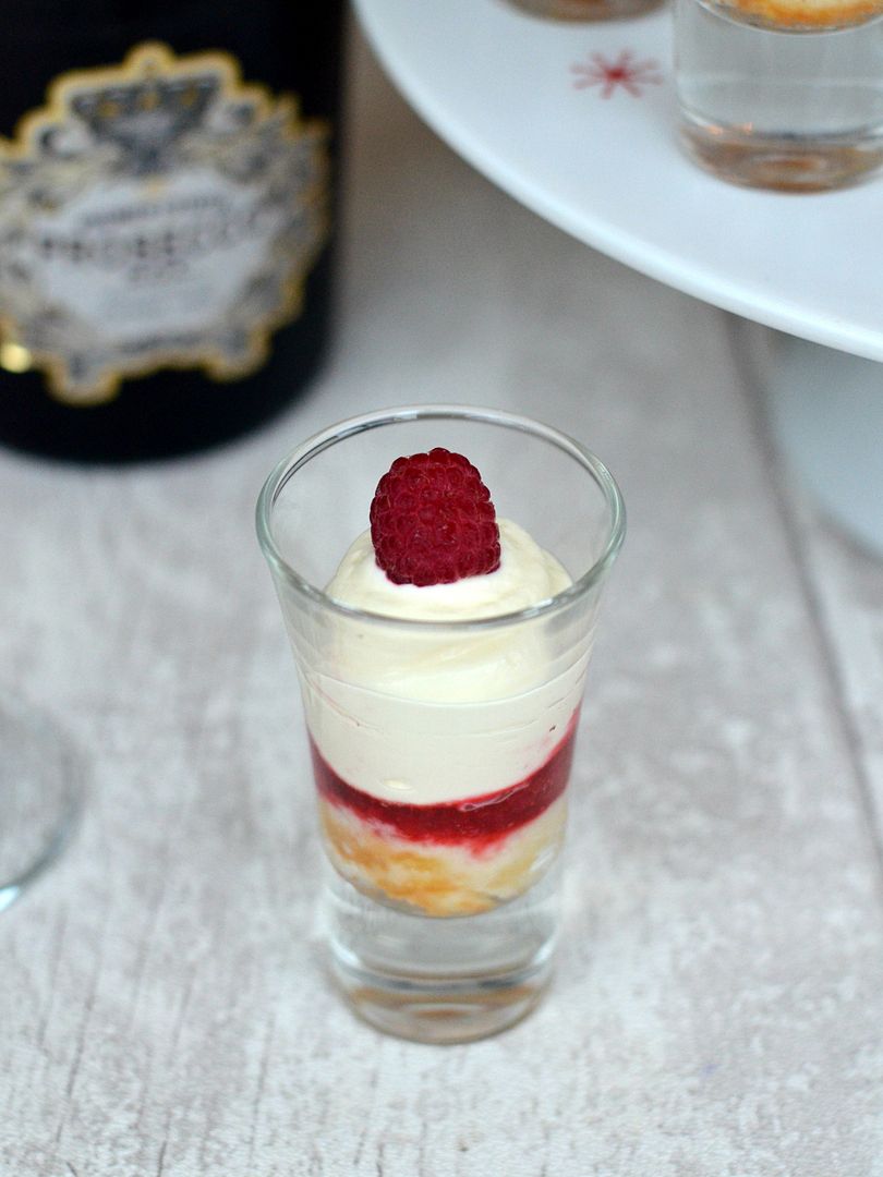 photo prosecco trifle 2_zpsrsnejfk7.jpg